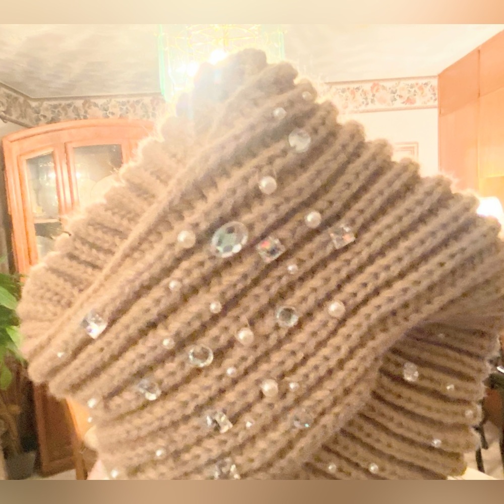 Rhinestone Knitted Hat